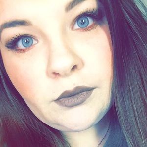 Meet your Posher, Taytaylor